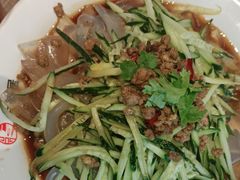-六泰居·尔滨地标·东北菜(泰山路店)