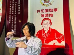 -金石蜡像馆