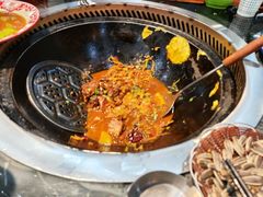 -袁小二大东北铁锅炖(吉祥村总部)