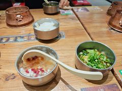 -成都你六姐·牛肉冒菜(信泰中心商场店)