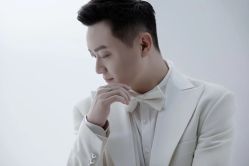 点击看大图 -至臻微拉婚纱摄影