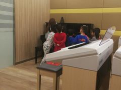 -雅马哈音乐中心 钢琴双排键鼓吉他(静安大融城店)