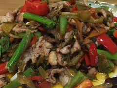 腌菜炒肉-妈妈的味道(和顺古镇店)