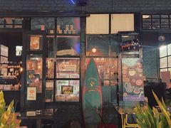 -席娜卡琳火车铁道夜市