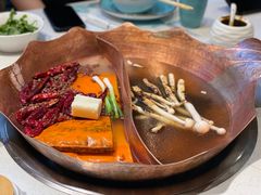 -墨居上隐·院子里火锅(峨眉店)