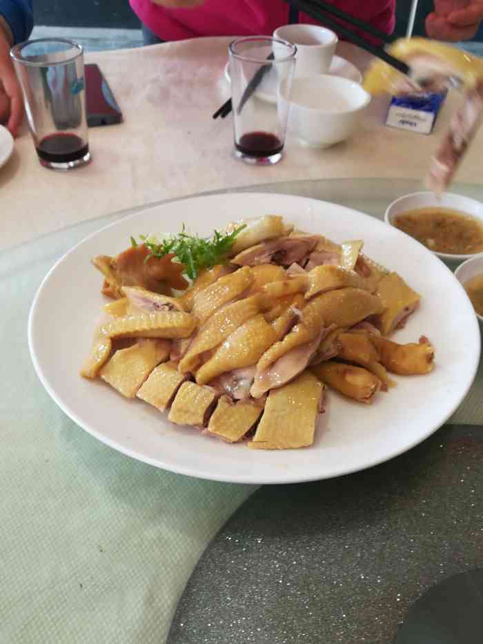 鹅仔饭店(庄头店)-"在庄头公园里面,公车站的话就基建新村站,.