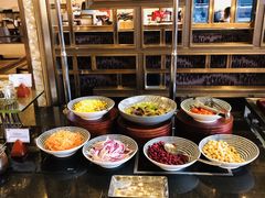 自助取餐区-美食汇自助餐厅(兰州万达文华酒店)