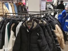 -唯品会(北京国瑞城店)