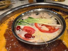 -岗上渣渣老火锅(两路口店)