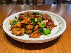 宣威小炒肉-云海肴·汽锅鸡·云南菜(天山百盛优客店)