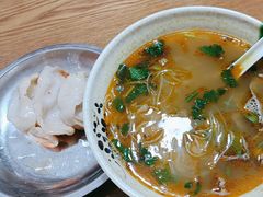 -黄阿姨锅贴大王(万航渡路店)