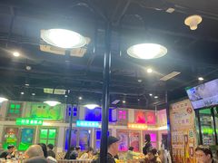 -马路牙子烧烤音乐酒馆(望京店)