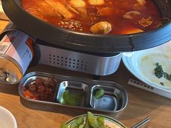-WOW LUCKY创意韩料(龙阳广场店)