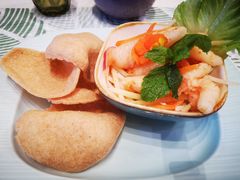 凤爪青木瓜沙律拼虾皮-蕉叶·广州明星泰国菜(黑金冠保利广场店)