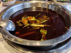 -肖肖酸萝卜鱼火锅(总店)