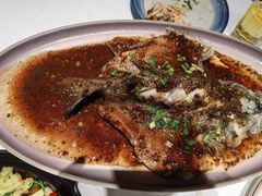 -八府香鸭·啫啫煲(华山路店)