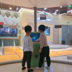 -多多淘儿童体验中心(重庆来福士店)