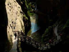 -龙水峡地缝景区