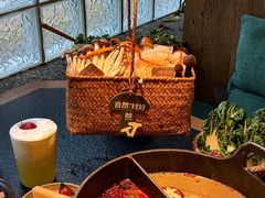 -大龙燚·旷野鲜火锅(广州首店)
