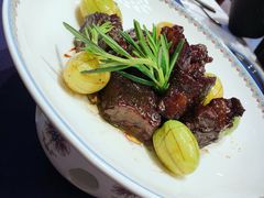 招牌红烧牛小排-江南雅厨(李公堤店)