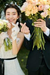 -易摄影婚纱摄影工作室