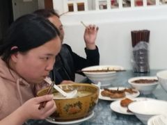 -桥香园云南过桥米线(金马碧鸡店)