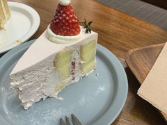 草莓糯米蛋糕-野路甜点铺(松柏路店)