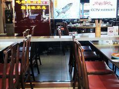 -川流不息·地道川菜·小龙虾(松东路店)