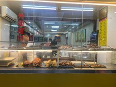 -余杨鸭鸭餐厅