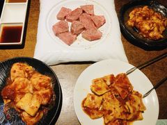 -萌牛肠烧烤店(虹梅路店)