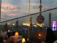 -FLAIR顶层餐厅酒吧(浦东丽思卡尔顿酒店)