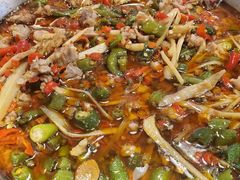 鸿鹤鲜锅兔-兔行天下-鸿鹤鲜锅兔(中海国际店)