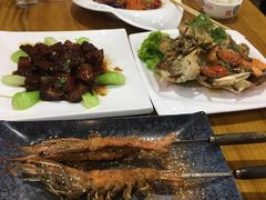 -老东镇啤酒屋海鲜加工·蒸汽海鲜·海鲜烧烤(台东店)