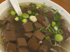 -三两春肚肺汤(崂山路店)