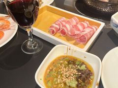 -钱小奴海鲜自助黑金店(杭州滨江龙湖店)