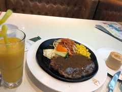 -汤姆家的牛排意面披萨(融创茂店)