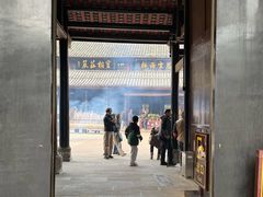 -峨眉山报国寺