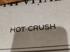 -HOT CRUSH趁热集合·现烤面包(上海环球港店)