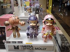 -泡泡玛特POPMART(蓝色港湾店)