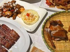 -大树头·森林餐厅(石碁店)