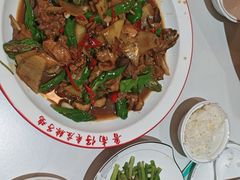 -鲁南仔·滕州炒鸡(经三路店)