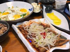辣鸡爪-中国凉都黄牛肉馆(杭州总店)