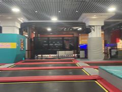 -嗨马乐动室内潮玩运动·团建·轰趴·桌游(南丰汇店)