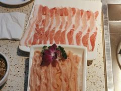 -二荆条·蜀鲜汇城市森林火锅