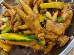 干锅姜辣凤爪-江城燕子大排档(江汉路步行街店)