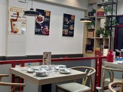 大堂-小鳌陪你小排档·四季小龙虾·田鸡·宵夜(中央第五街店)