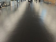 -维也纳国际机场