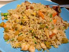 -港丽餐厅(高德置地店)