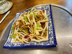 毛草根炒肉丝-老味道1992(武当山店)