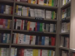-钟书阁(群光广场店)